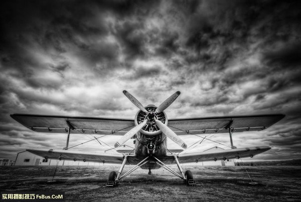 �ڰ���������Ʒ����������